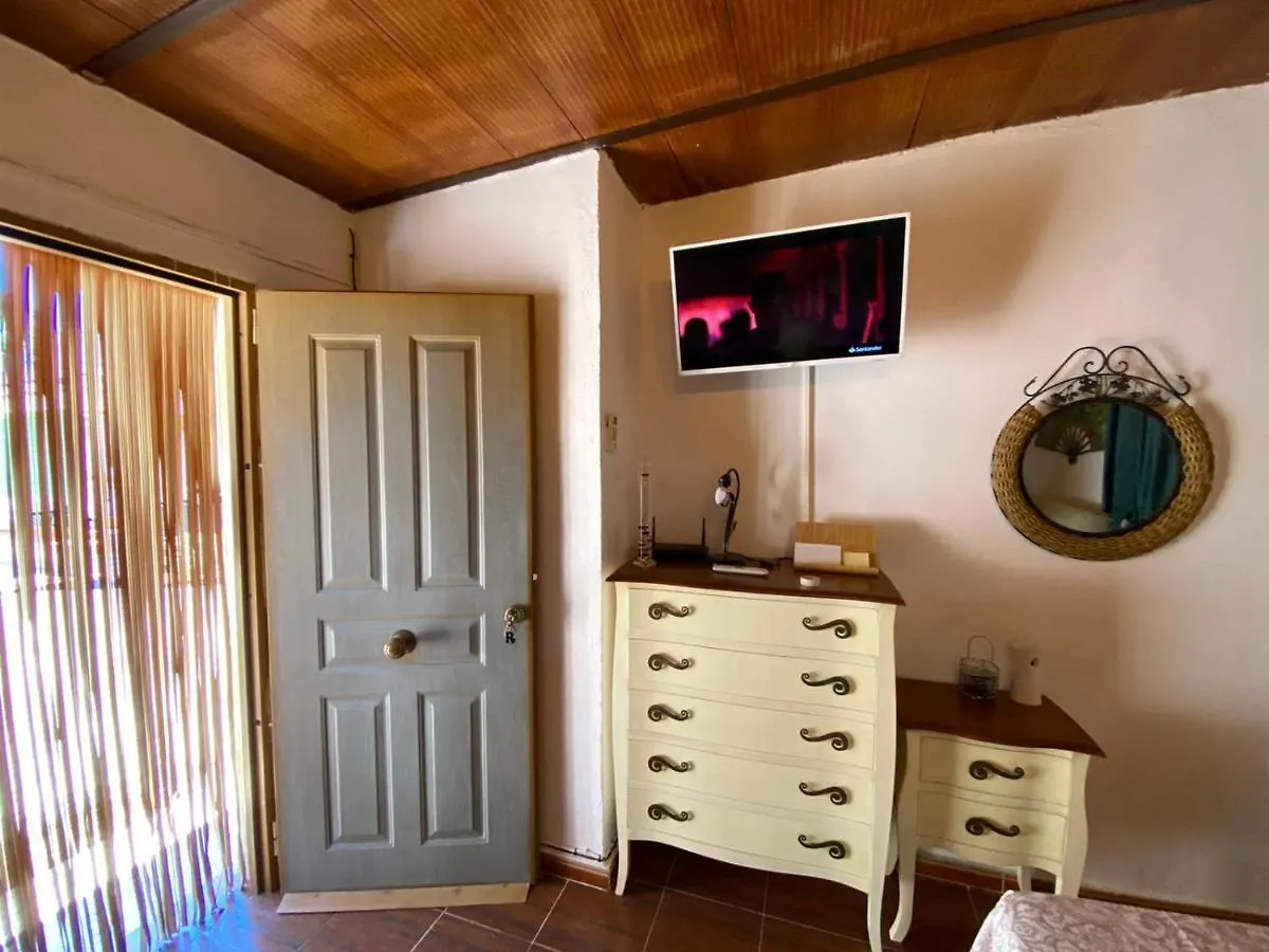 Appartement Estudio Coqueto Con Cocina, Bano Y Piscina De Temporada Compartida, A 8Km De Cordoba, En Plena Sierra,By Trassierrarooms